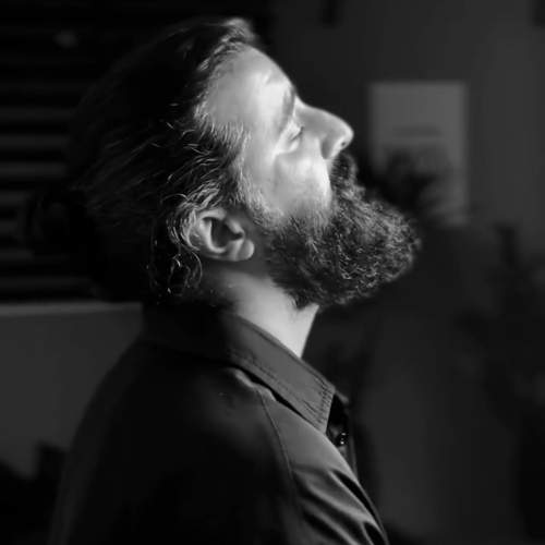 آهنگ مهدی دارابی گل پر پر